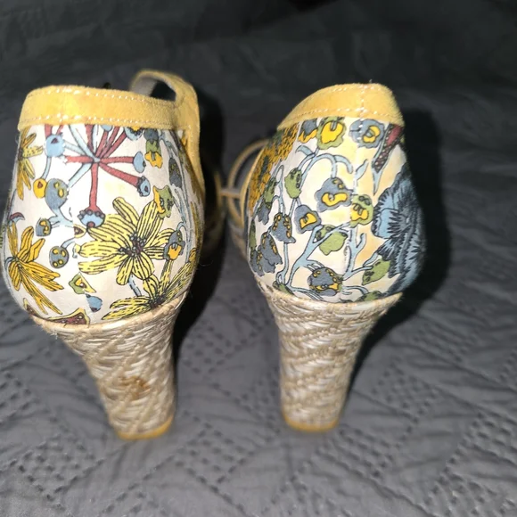 Ruby Shoo Floral Yellow and Blue Women's Shoes - Picture 4 of 7